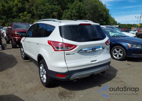 2016 Ford Escape Titanium from USA, damaged, VIN 1FMCU9J95GUC31798